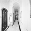 INTERIEUR, BEGANE GROND, GANG MET STUCWERK - Amsterdam - 20298793 - RCE -  'DE VERGULDE STER': INTERIEUR, BEGANE GROND, GANG MET STUCWERK 