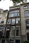 Pand met halsgevel met oeils-de-boeuf en festoen