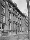 Overzicht voorgevel - Amsterdam - 20018183 - RCE -  Gevel: Overzicht voorgevel (opmerking: In: Buiten ; 18(1924), nr. 27, p. 313) 