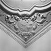 INTERIEUR, VOORKAMER, STUCPLAFOND, DETAIL - Amsterdam - 20298447 - RCE -  INTERIEUR, VOORKAMER, STUCPLAFOND, DETAIL 