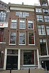 Pand met gevel onder rechte lijst