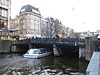 Koningssluis.JPG -  Koningssluis, brug nummer 29 over de Herengracht in Amsterdam