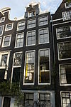 Pand met halsgevel