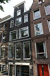 Pand met halsgevel