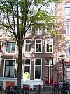 Huis met gevel onder rechte lijst