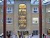 WLM - Minke Wagenaar - 07-02-10 Het Sieraad 001 - Amsterdam: Het Sieraad Vierde Ambachtsschool (1923), voormalige Edelsmedenschool architect: A.J. Westerman, Publieke Werken Rijksmonument sinds 2002 Overkapping binnenplaats (2006) architect: Eric Paardekooper, OIII architecten Stadsdeel De Baarsjes, Postjesweg 1 (ChassÃ©buurt) Woningcorporatie Ymere 