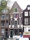 Pand met pilastergevel onder punttop