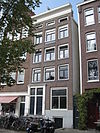 Pand met 18e-eeuwse gevel, afgesloten door een 19e-eeuwse rechte lijst