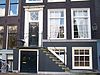 Huis met halsgevel