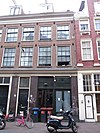 Pand met vijfraamsgevel onder rechte lijst