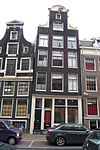 Pand met halsgevel