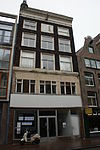 Pand met gevel onder rechte lijst