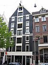 WLM - Minke Wagenaar - Aivengo Youth Hostel 001 - AIVENGO YOUTH HOSTEL SPUISTRAAT6 1012 TS Amsterdam +31(0)20-4213670 www.aivengoyouthhostel.com - 2kamers 37bedden Rijksmonument 5619, groot pakhuis met puntgevel (XVIII, opgesierd XIXB); achtergevel: puntgevel (XVIII) aan de Teerketelsteeg. 