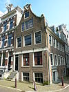 Hoekhuis met klokgevel