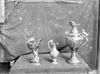 Drie gedreven zilveren kannen - Amsterdam - 20013951 - RCE -  Portugese synagoge: Drie gedreven zilveren kannen 