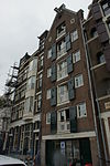 Pakhuis met puntgevel en twee oeils-de-boeuf