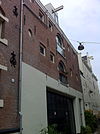 Pakhuis met puntgevel