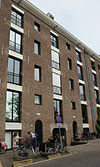 Amsterdam - Entrepotdok - Tilburg en Tiel en Texel.JPG - Amsterdam, Entrepotdoksluis 