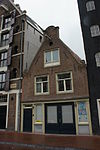Pand met puntgevel