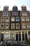 Pand met eenvoudige halsgevel