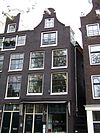Pand met gevel onder rollagen top 19e eeuw