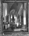 Interieur (niet geheel juist), reproductie van schilderij door Em. de Witte 1661, (particulier bezit). - Amsterdam - 20012057 - RCE -  Oude Kerk: interieur (niet geheel juist), reproductie van schilderij door Em. de Witte 1661, (particulier bezit). 