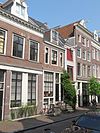 Huis onder dwars dak