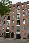 Amsterdam - Entrepotdok - Groningen en Gent.JPG - Amsterdam, Entrepotdoksluis 