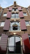 Pakhuis met puntgevel