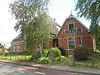 Streekweg 62, Hoogkarspel.JPG -  Stolpboerderij van het afgeleide Noordhollandse type, woning en boerderij zijn aparte delen, wel als een bouweenheid gebouwd.