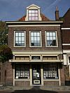 Pand met woonhuisgevel