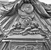 Detail communiebank - Enkhuizen - 20070561 - RCE -  Oud Kath.Kerk: detail communiebank 