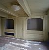 Interieur, overzicht bedsteewand - 20000513 - RCE -  woonhuis: Interieur, overzicht bedsteewand 
