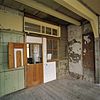Interieur begane grond, voorkamer, overzicht met rechts de muurschilderingen - De Rijp - 20344197 - RCE -  woonhuis: Interieur begane grond, voorkamer, overzicht met rechts de muurschilderingen 