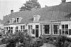 Binnenplaats - Haarlem - 20096512 - RCE -  Bakenesserhofje: Binnenplaats 