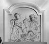 Interieur gang, bovendeurstuk, voorstellend Europa - Haarlem - 20353243 - RCE -  Stucwerk/ Bovendeurstuk: Interieur gang, bovendeurstuk, voorstellend Europa (opmerking: Gefotografeerd voor: P.M. Fischer, Ignatius en Jan van Logteren, Alphen a/d Rijn 2005.) 