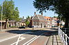 RM19281-Haarlem-Hooimarkt.JPG -  Haarlem, Hofje van Noblet, gezien vanaf de Hooimarkt. 