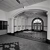 Interieur hoofdgebouw, begane grond, hoofdingang, hal - Haarlem - 20333361 - RCE -  Ripperdakazerne: interieur hoofdgebouw, begane grond, hoofdingang, hal 