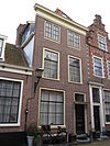 Pand met rechte kroonlijst