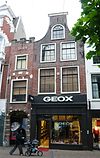 Pand met klokgevel
