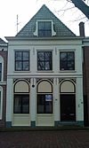 Nieuwendam 36 -  Building with second floor and hip roof, possibly 17th century  Pand met verdieping en schilddak, wellicht 17e eeuw 