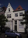 Ramen 18-20 te Hoorn -  Rijksmonument 22551 en 22552. Adres: Ramen 18-20 te Hoorn, Noord-Holland  Rijksmonument 22551 and 22552. Street adress: Ramen 18-20 in Hoorn, North Holland, the Netherlands