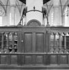 Deurtje in doophek achter preekstoel - Naarden - 20162337 - RCE -  Nederlands Hervormde Grote Kerk (Sint Vituskerk): deurtje in doophek achter preekstoel 