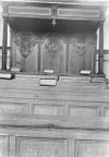 Orgel en bank - Hoogwoud - 20115410 - RCE -  N.H.Kerk: orgel en bank 