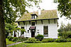 Pastorie Dorpstraat 2 Zuiderwoude 512669 zij -  Pastorie, Dorpstraat 2, Zuiderwoude, zijaanzicht.