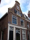 Weesp Hoogstraat.JPG - This image was uploaded as part of Wiki Loves Monuments 2011. Afrikaans | Ð±ÐµÐ»Ð°Ñ€ÑƒÑÐºÐ°Ñ | Ð±ÐµÐ»Ð°Ñ€ÑƒÑÐºÐ°Ñ (Ñ‚Ð°Ñ€Ð°ÑˆÐºÐµÐ²Ñ–Ñ†Ð°)â€Ž | brezhoneg | catalÃ  | ÄeÅ¡tina | dansk | Deutsch | Zazaki | English | Esperanto | espaÃ±ol | eesti | franÃ§ais | Frysk | galego | Alemannisch | ×¢×‘×¨×™×ª | magyar | italiano | LÃ«tzebuergesch | Ð¼Ð°ÐºÐµÐ´Ð¾Ð½ÑÐºÐ¸ | à´®à´²à´¯à´¾à´³à´‚…
