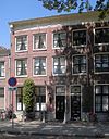 Patriciershuis, verbouwd tot twee afzonderlijke woonhuizen