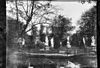 Tegenover beeldentuin, reproductie van foto uit 1916 - Zaandijk - 20219342 - RCE -  D'Witte Pampiermolen: tegenover beeldentuin, reproductie van foto uit 1916 