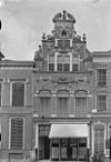 Overzicht voorgevel - Deventer - 20328324 - RCE -  Geveltop: Overzicht voorgevel 
