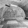 Kelder middenvoor, achterwand - Deventer - 20054469 - RCE -  Stadhuis: kelder middenvoor, achterwand 